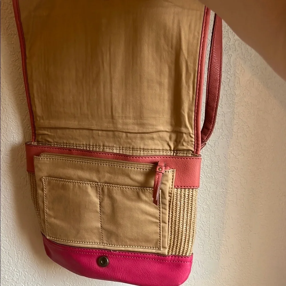 FOSSIL  Pink and Tan Woven Crossbody Bag